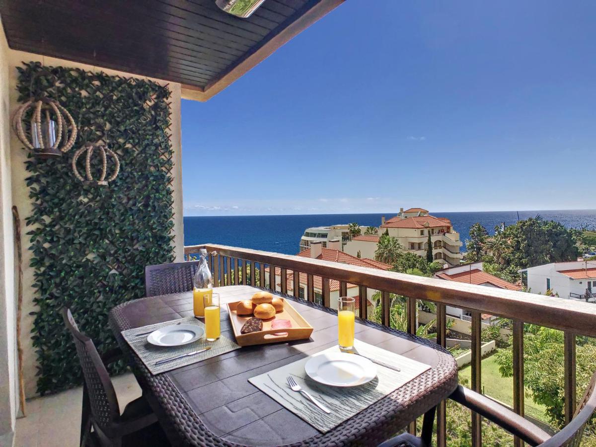 Apartment Private Sunset Terrace & Ocean Cliff Pool Garden At Designer Apt By Lovelystay *